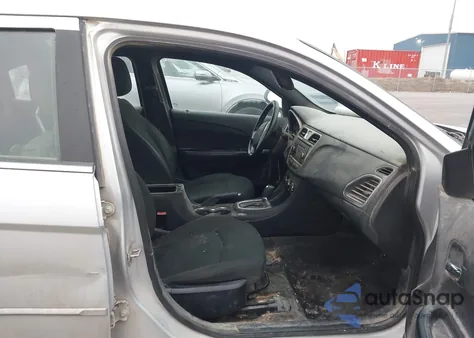 2012 Chrysler 200 Touring from USA, damaged, VIN 1C3CCBBB6CN155081